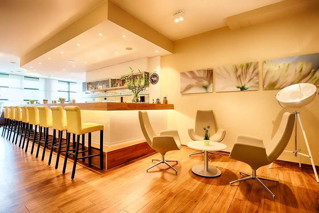 Garner Hotel Erlangen Sud By Ihg