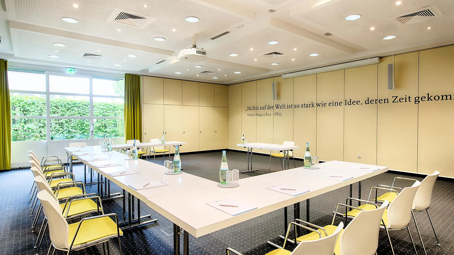 Garner Hotel Erlangen Sued 4*,