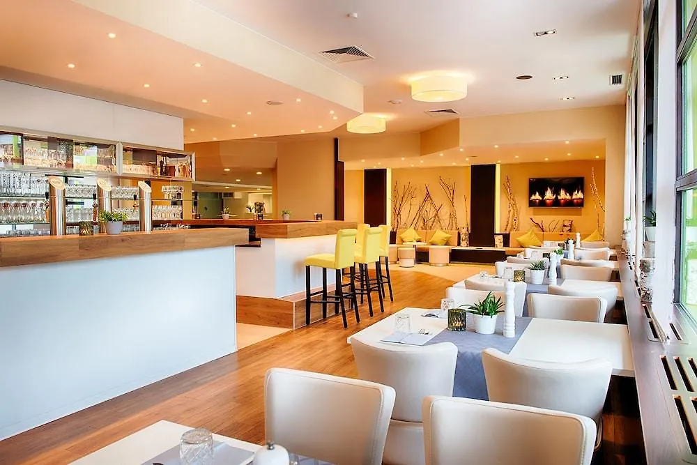 Garner Hotel Erlangen Sued 4*,